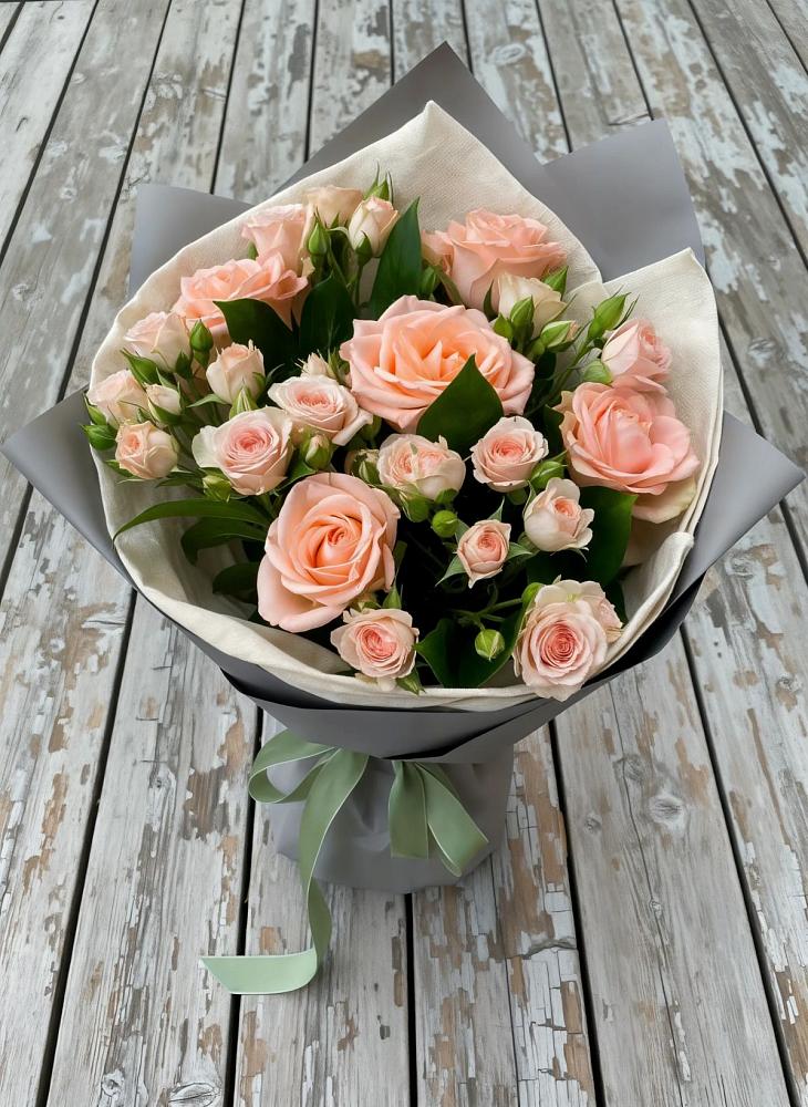 Букет цветов из: Розы в Захарово Раменского района
