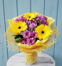 Букет цветов из:  Хризантемы и Герберы в Захарово Раменского района