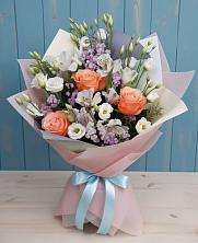 Букет цветов из:  Лизиантусы, Розы, Альстромерии и Гипсофила в Захарово Раменского района