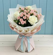 Букет цветов из:  Розы в Захарово Раменского района