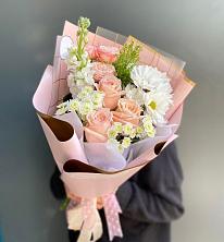 Букет цветов из:  Хризантемы и Розы в Захарово Раменского района