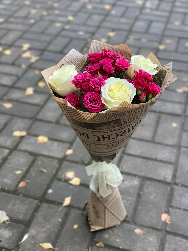 Букет цветов из: Розы в Захарово Раменского района