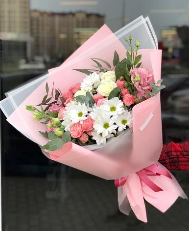 Букет цветов из: Розы, Лизиантусы и Хризантемы в Захарово Раменского района